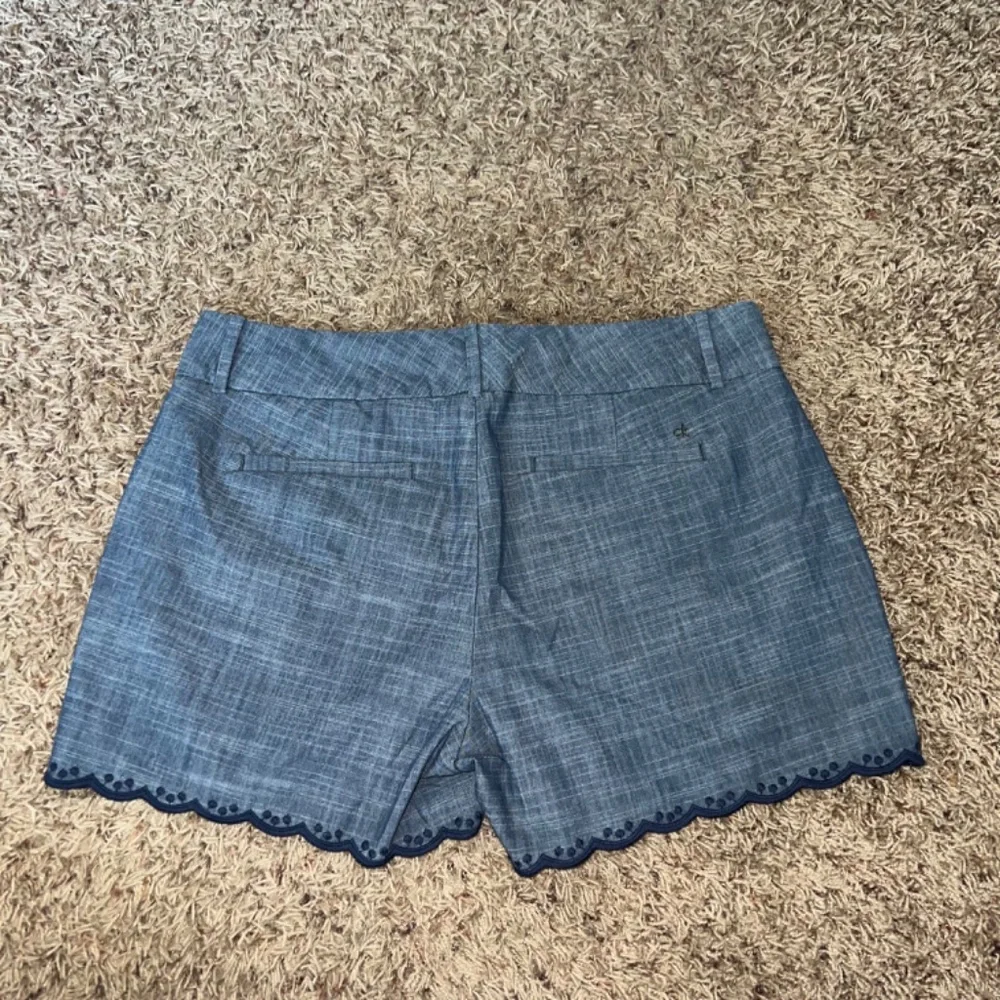 Calvin Klein Blue Scalloped Eyelet Hem Shorts | Cotton Stretch | Size 8